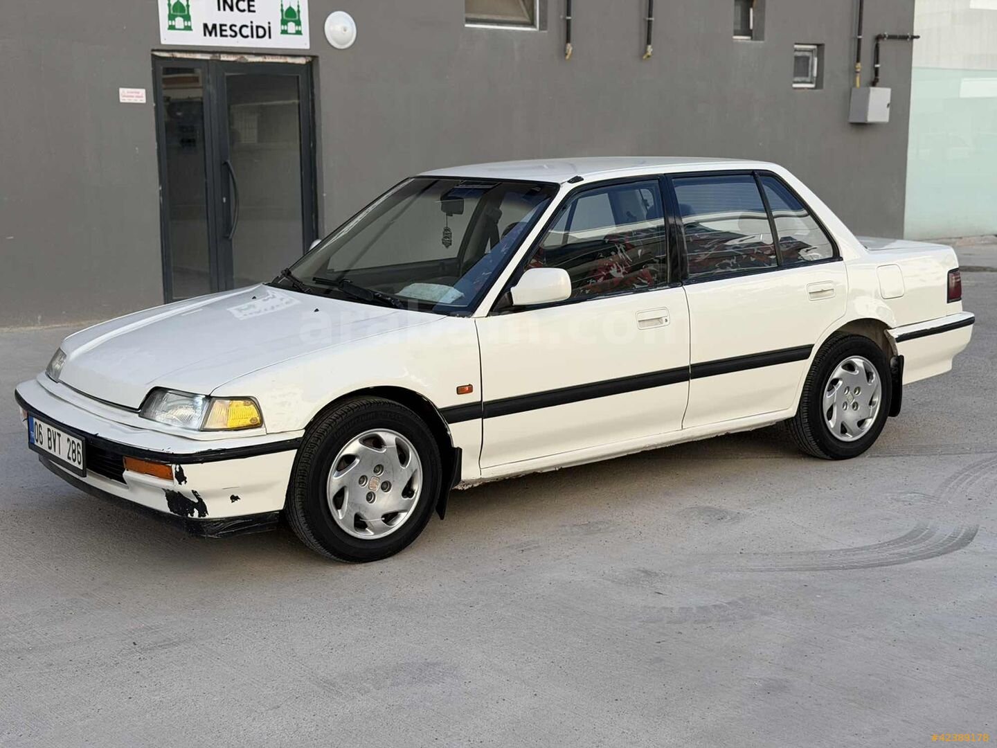Galeriden Honda Civic 1.4 1.4i 1990 Model Ankara 309.000 km Beyaz 6