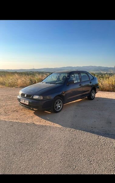 Sahibinden Seat Cordoba 1.4 SXE 1998 Model Bursa 175.000 km Lacivert