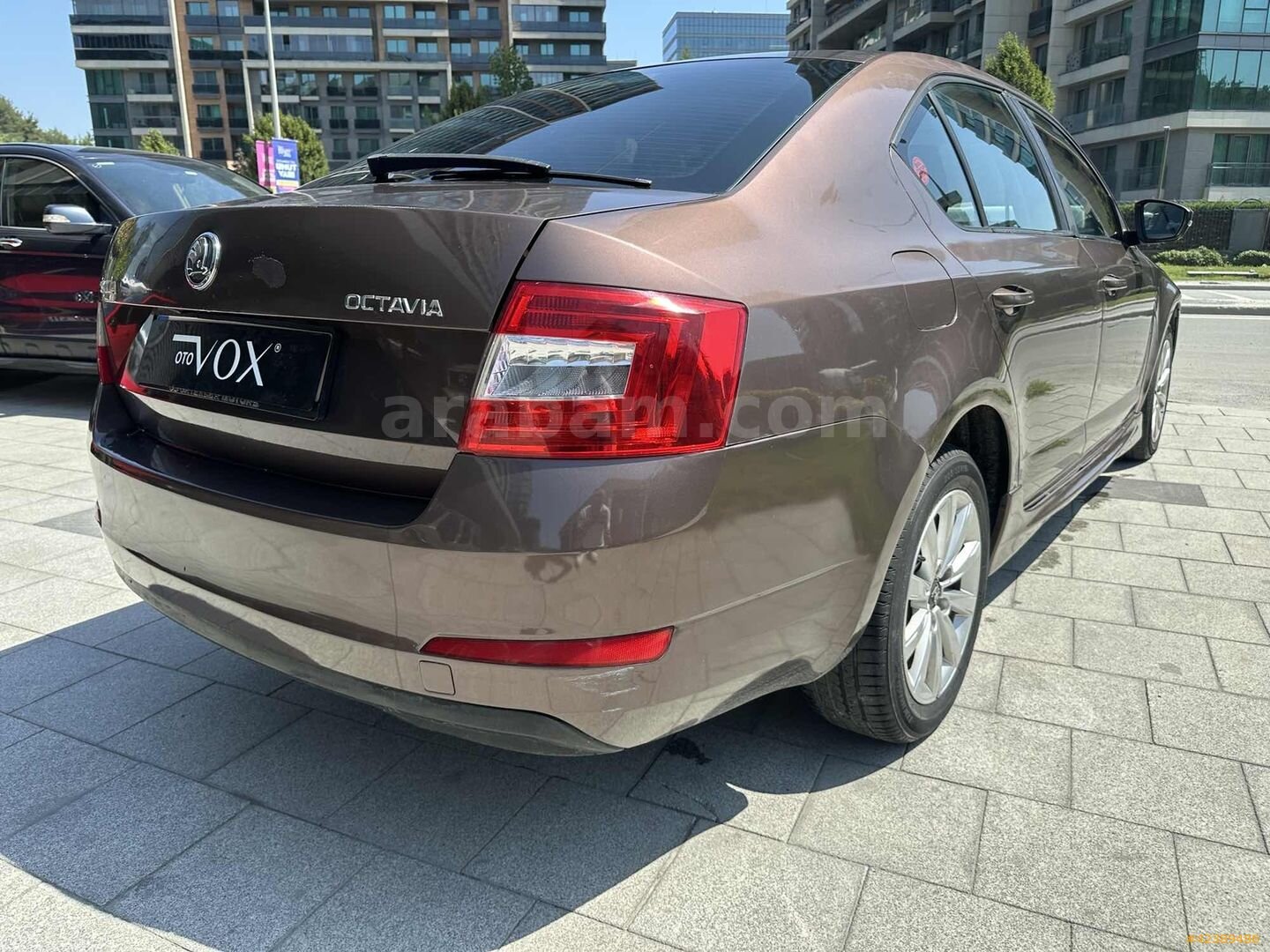 Galeriden Skoda Octavia 1.6 TDI Ambition 2014 Model İstanbul 267.000 km Kahverengi 7