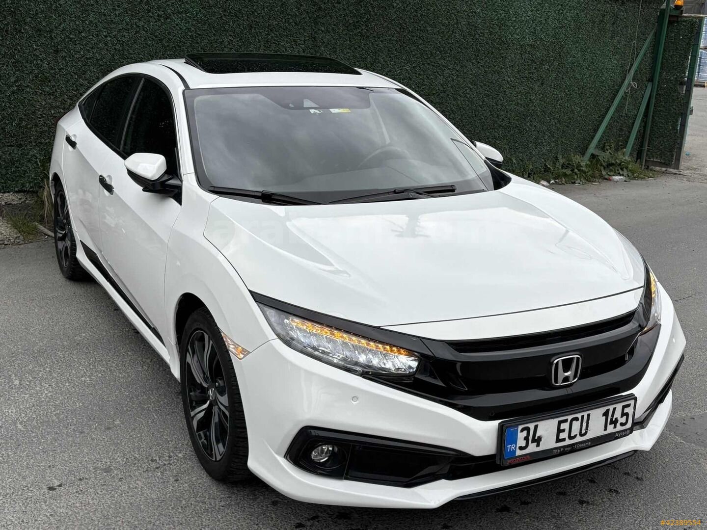 Galeriden Honda Civic 1.5 i-VTEC Eco Executive Plus 2021 Model İstanbul 83.000 km Beyaz 5