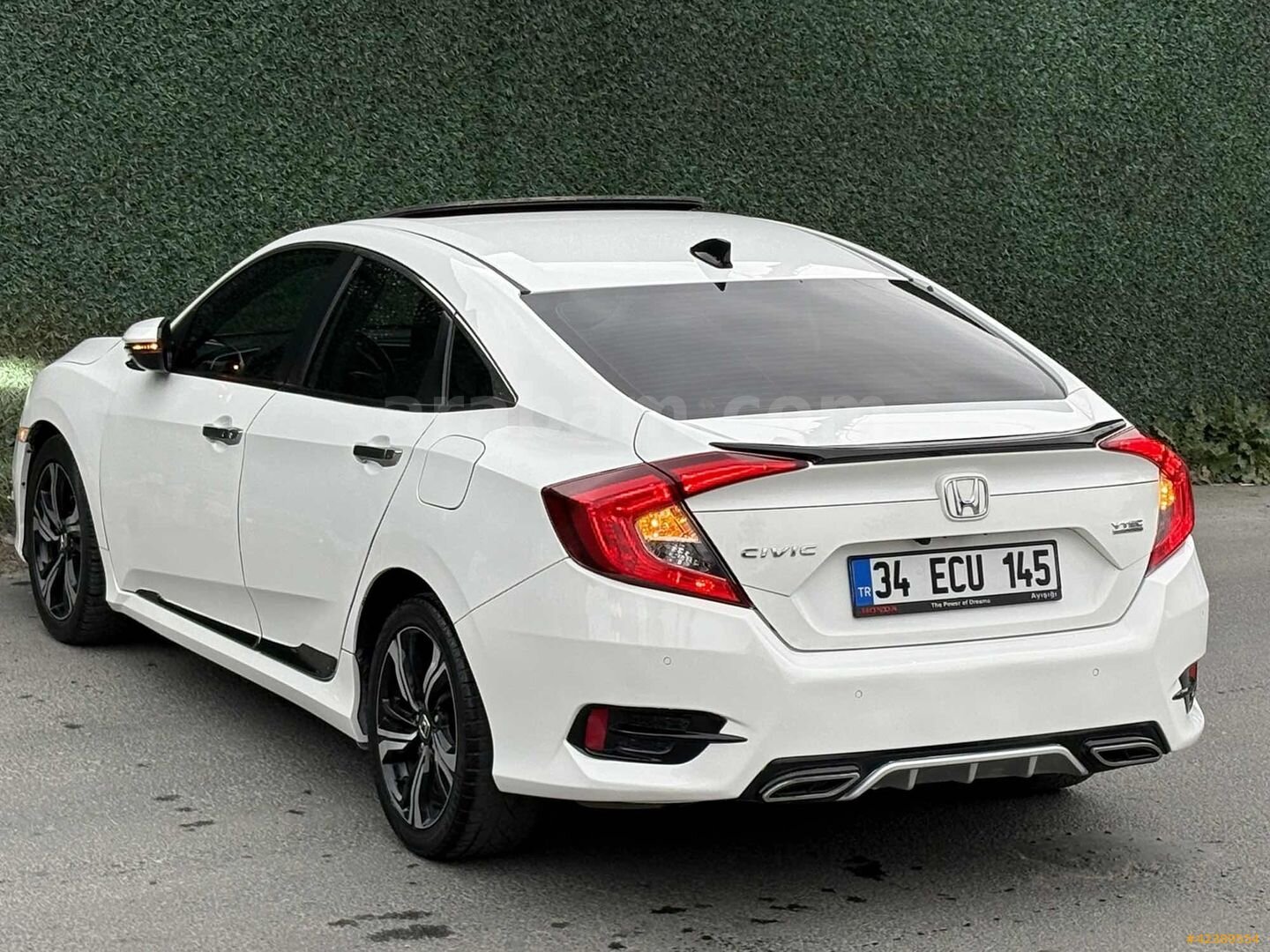 Galeriden Honda Civic 1.5 i-VTEC Eco Executive Plus 2021 Model İstanbul 83.000 km Beyaz 1