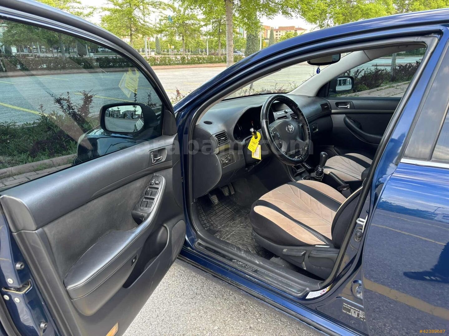 Galeriden Toyota Avensis 1.6 Comfort 2005 Model Konya 310.000 km Lacivert 6