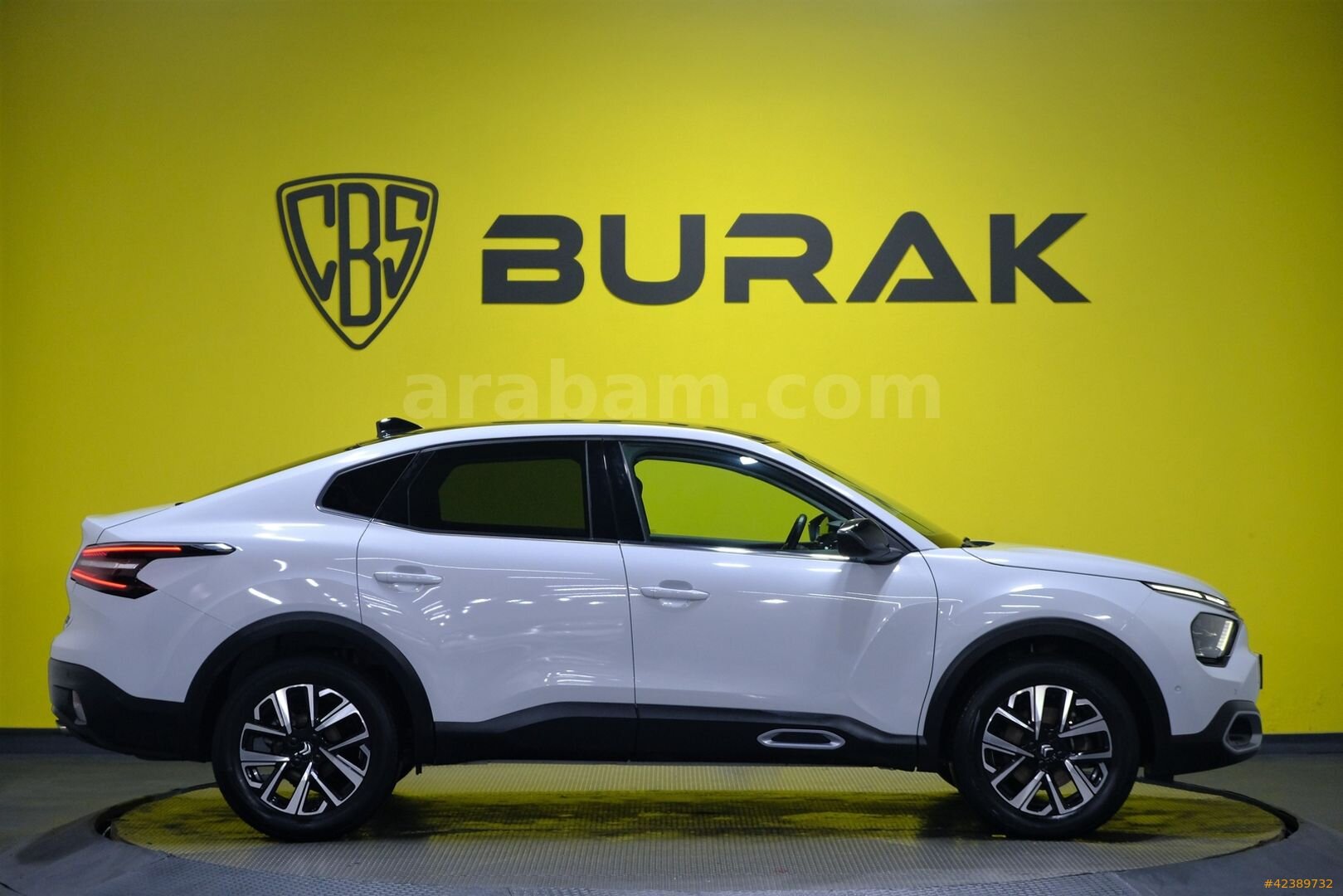 Galeriden Citroen C4 X 1.2 PureTech Shine 2024 Model Antalya 21.000 km Beyaz 7
