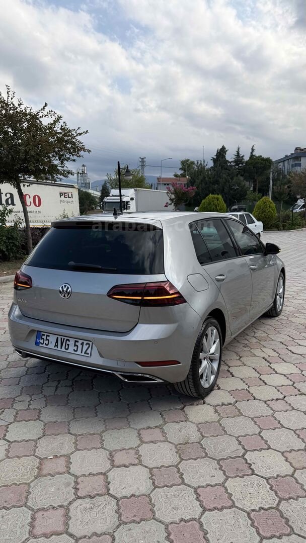 Sahibinden Volkswagen Golf 1.6 TDi BlueMotion Highline 2018 Model Samsun 89.000 km Gri 5