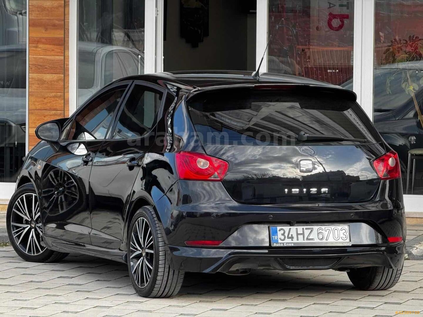Galeriden Seat Ibiza 1.2 TSI Style 2013 Model Konya 88.000 km Siyah 7