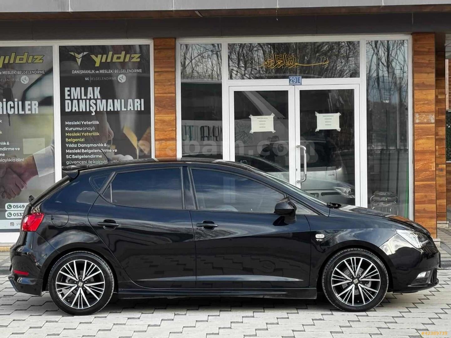 Galeriden Seat Ibiza 1.2 TSI Style 2013 Model Konya 88.000 km Siyah 4