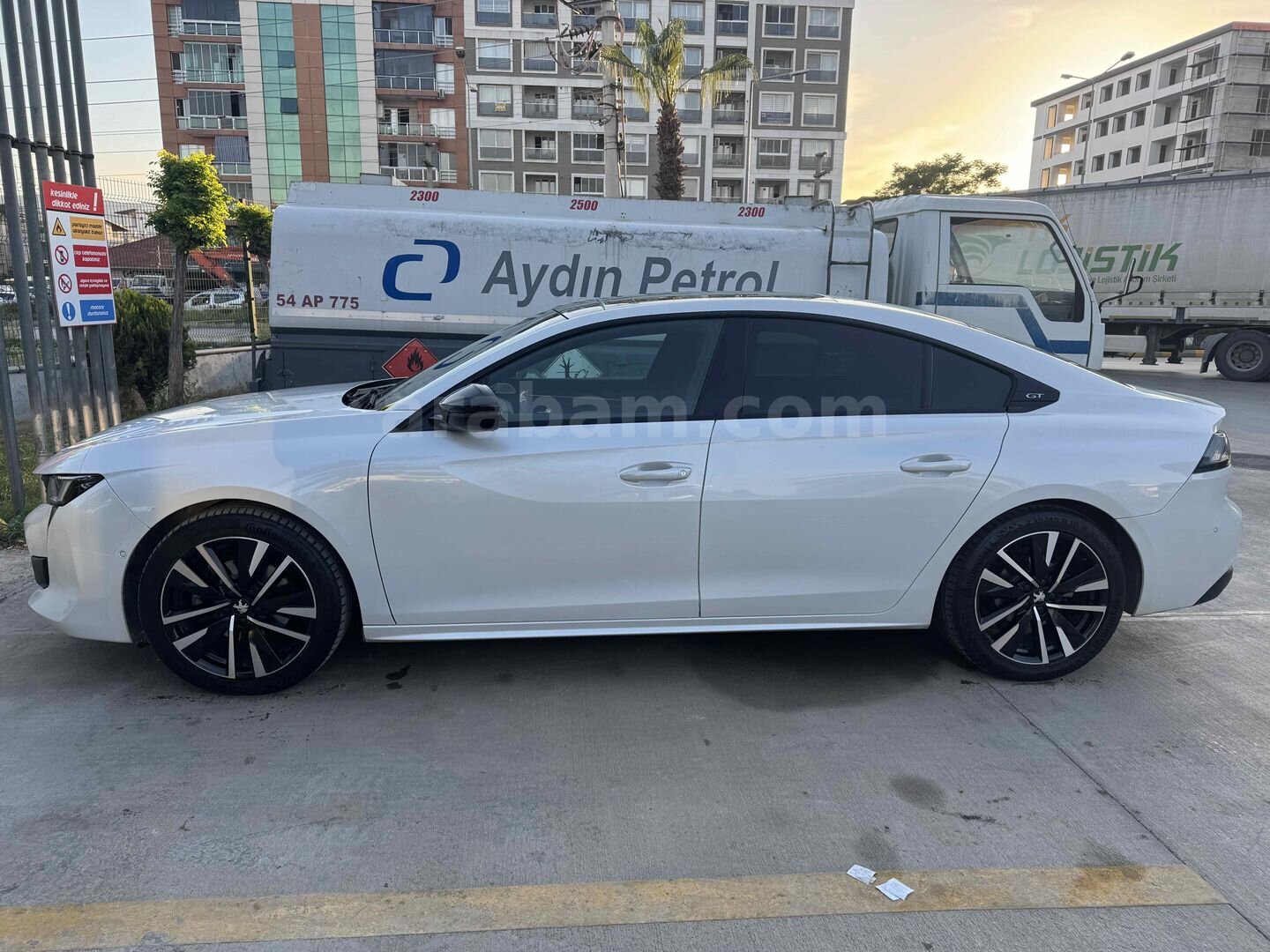 Sahibinden Peugeot 508 1.5 BlueHDI GT Selection 2022 Model İzmir 97.000 km Beyaz 4