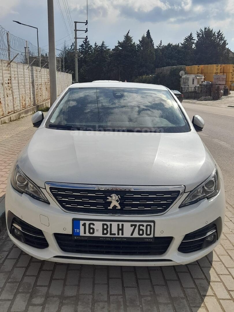 Sahibinden Peugeot 308 1.2 PureTech Allure Dynamic 2020 Model Bursa 61.000 km Beyaz 5