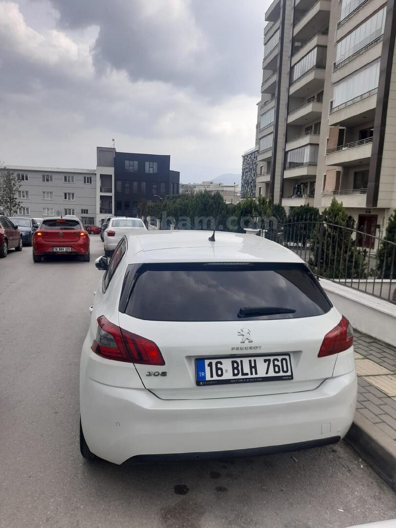 Sahibinden Peugeot 308 1.2 PureTech Allure Dynamic 2020 Model Bursa 61.000 km Beyaz 2