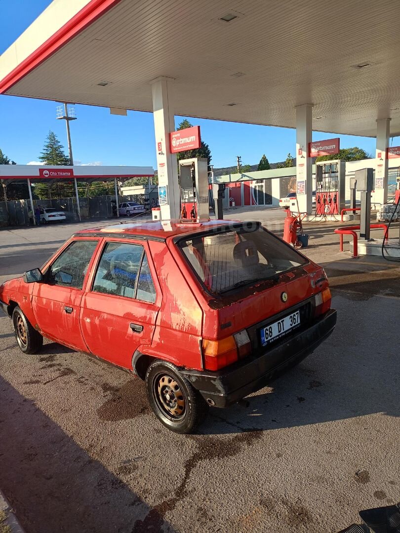 Sahibinden Skoda Favorit 1.3 LX 1994 Model Aksaray 600.000 km Kırmızı 2
