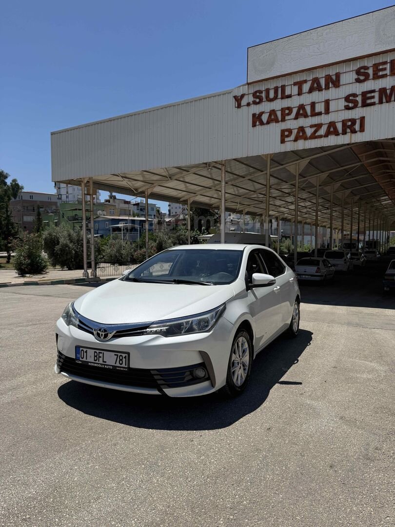 Sahibinden Toyota Corolla 1.6 Touch 2016 Model Adana 165.500 km Beyaz 4
