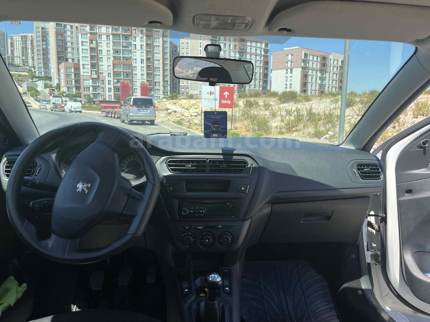 Sahibinden Peugeot 301 1.2 VTi Access 2013 Model İzmir 155.000 km Beyaz 7