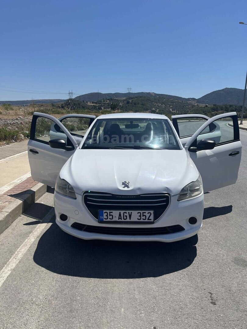 Sahibinden Peugeot 301 1.2 VTi Access 2013 Model İzmir 155.000 km Beyaz 5