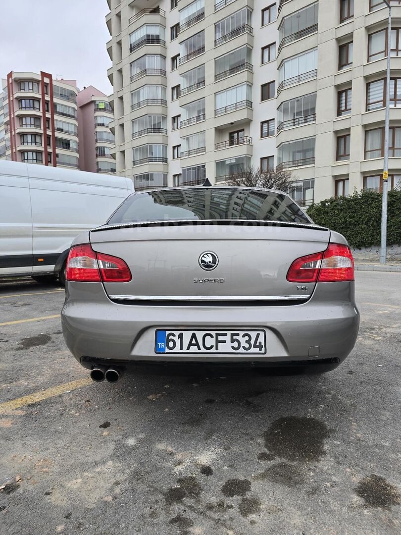 Sahibinden Skoda SuperB 1.4 TSI Elegance 2009 Model Ankara 269.500 km Şampanya 3