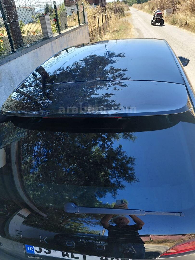 Sahibinden Skoda Scala 1.5 TSI Monte Carlo 2025 Model Tekirdağ 7.000 km Gri 3