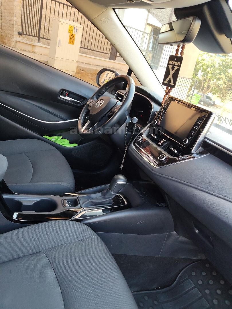 Sahibinden Toyota Corolla 1.6 Flame X Pack 2019 Model Kahramanmaraş 68.000 km Beyaz 3