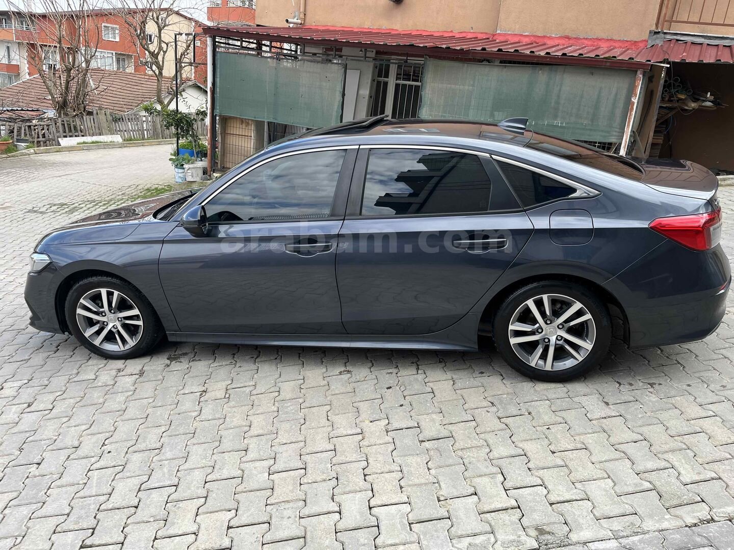 Sahibinden Honda Civic 1.5 i-VTEC Eco Elegance 2022 Model Kocaeli 86.000 km Füme 2