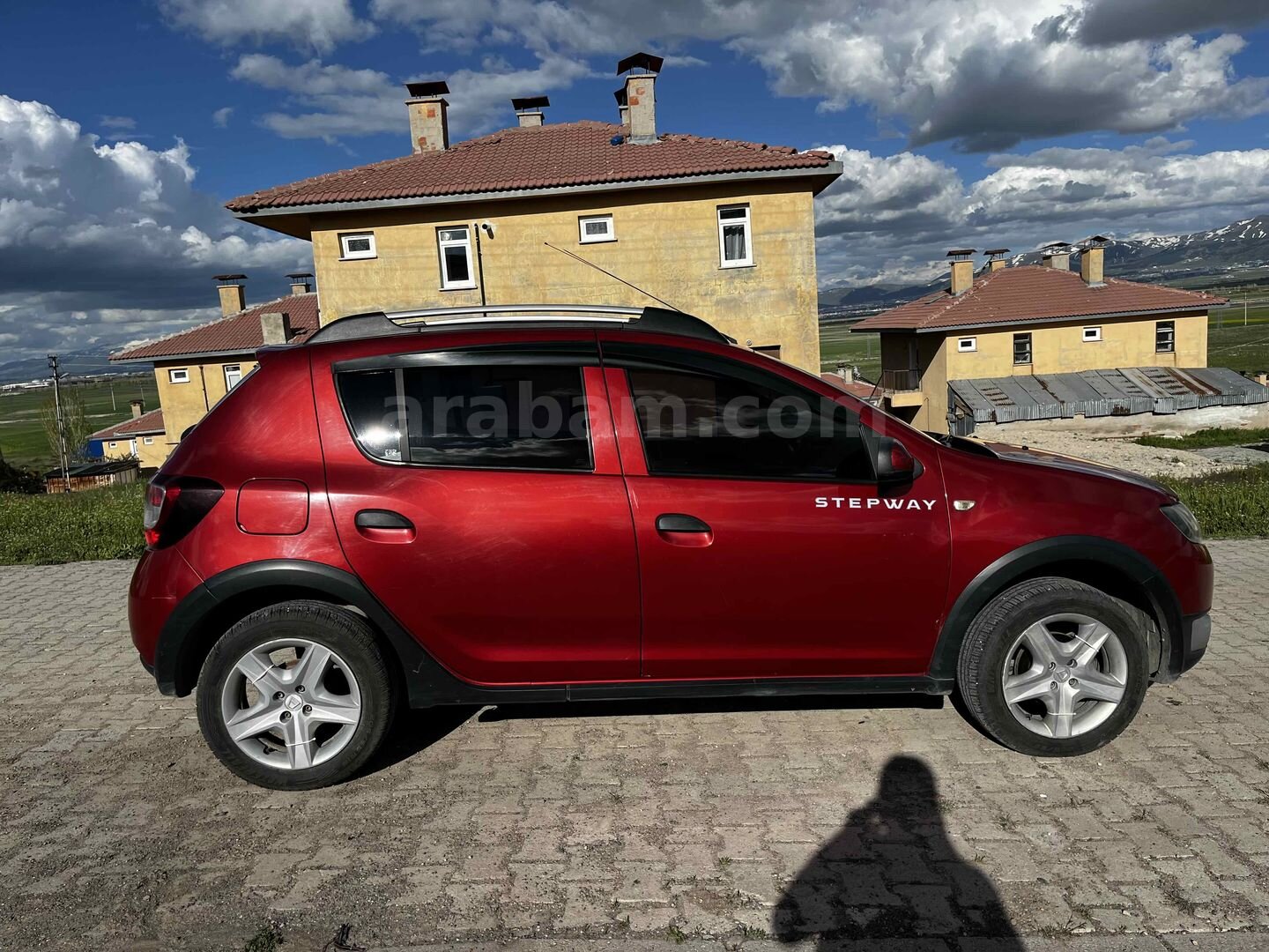 Sahibinden Dacia Sandero 1.5 dCi Stepway 2012 Model Erzurum 187.000 km Kırmızı 4