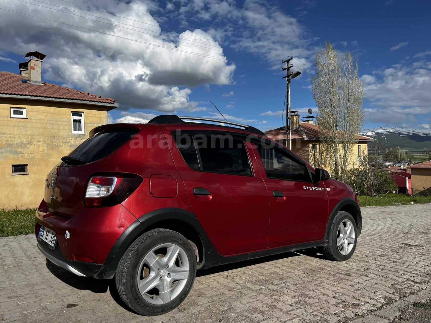 Sahibinden Dacia Sandero 1.5 dCi Stepway 2012 Model Erzurum 187.000 km Kırmızı 7