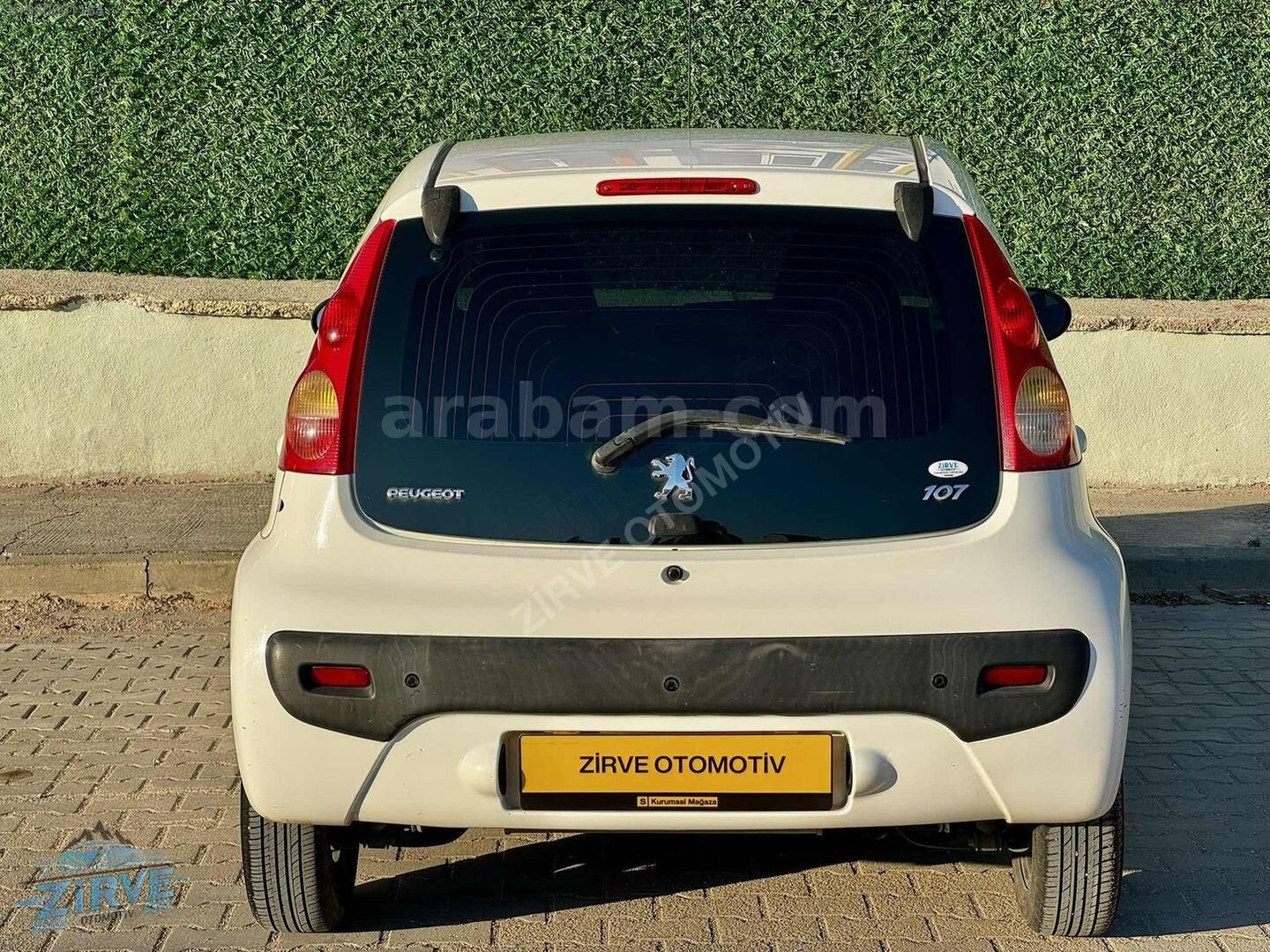 Galeriden Peugeot 107 1.0 Trendy 2009 Model Eskişehir 112.000 km Beyaz 7