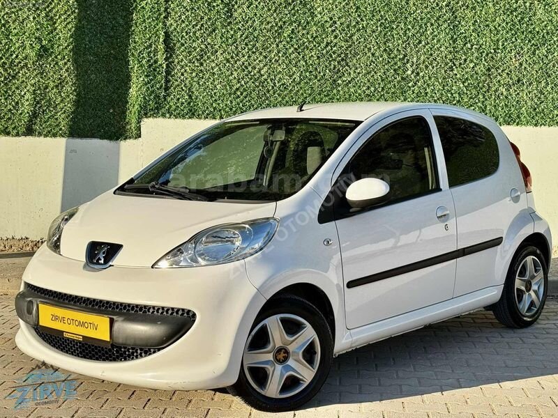 Galeriden Peugeot 107 1.0 Trendy 2009 Model Eskişehir 112.000 km Beyaz