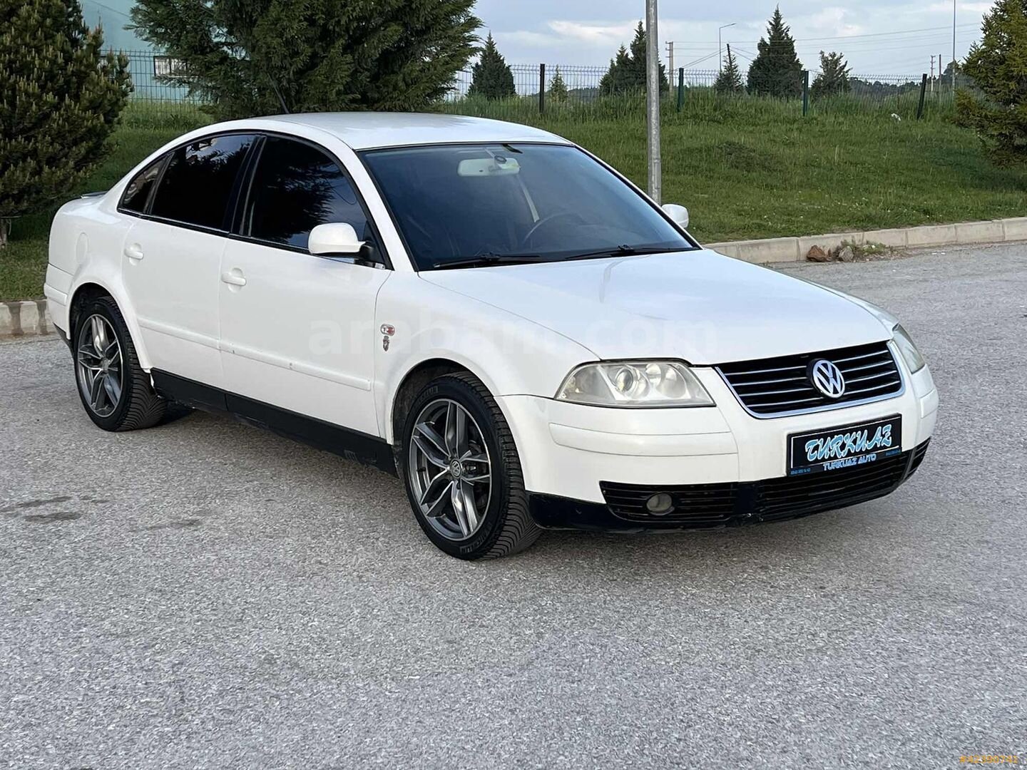 Galeriden Volkswagen Passat 2.0 Comfortline 2003 Model Kütahya 275.000 km Beyaz 3