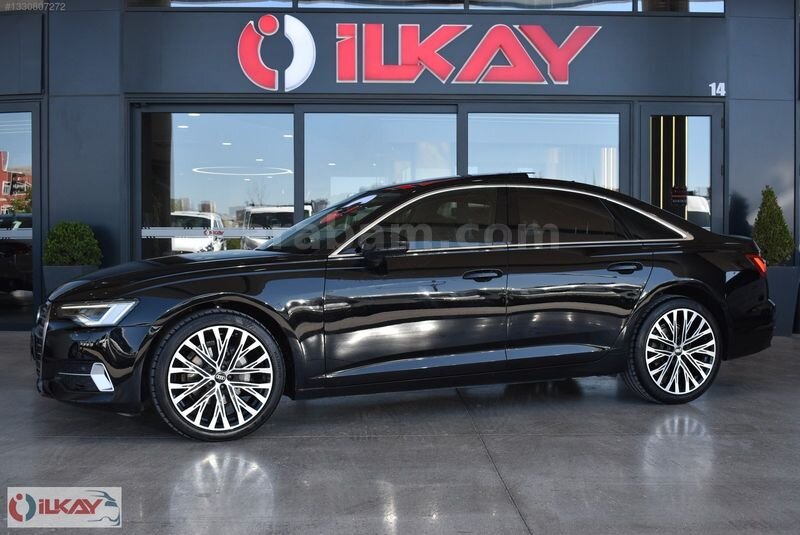 Galeriden Audi A6 Sedan 40 TDI Quattro Sport 2022 Model Ankara 73.000 km Siyah