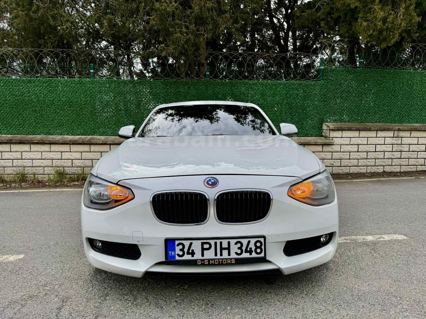Sahibinden BMW 1 Serisi 116i Standart 2012 Model İstanbul 218.000 km Beyaz 1