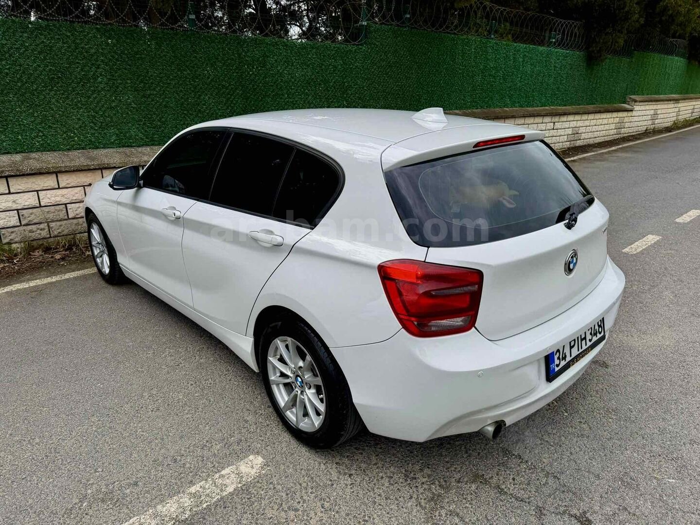 Sahibinden BMW 1 Serisi 116i Standart 2012 Model İstanbul 218.000 km Beyaz 7
