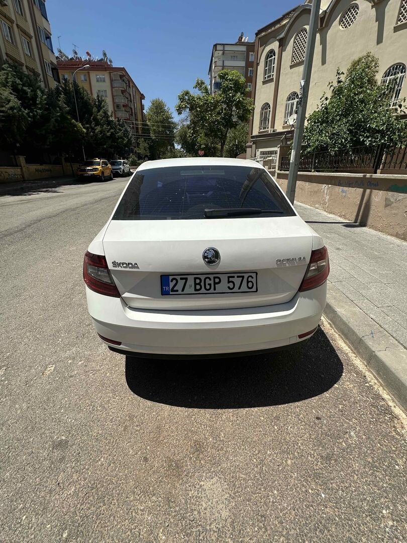 Sahibinden Skoda Octavia 1.6 TDI Style 2018 Model Gaziantep 180.000 km Beyaz 2