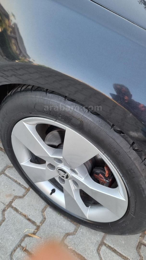 Sahibinden Skoda Octavia 1.6 TDI Optimal 2014 Model Muğla 163.750 km Siyah 6