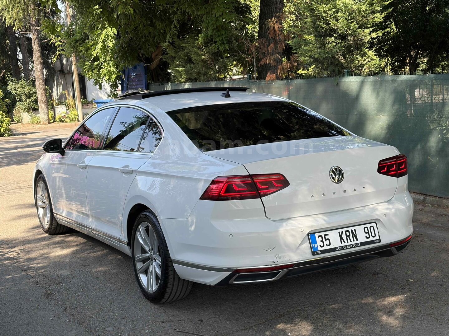 Galeriden Volkswagen Passat 1.5 TSi Elegance 2020 Model İstanbul 106.000 km Beyaz 4