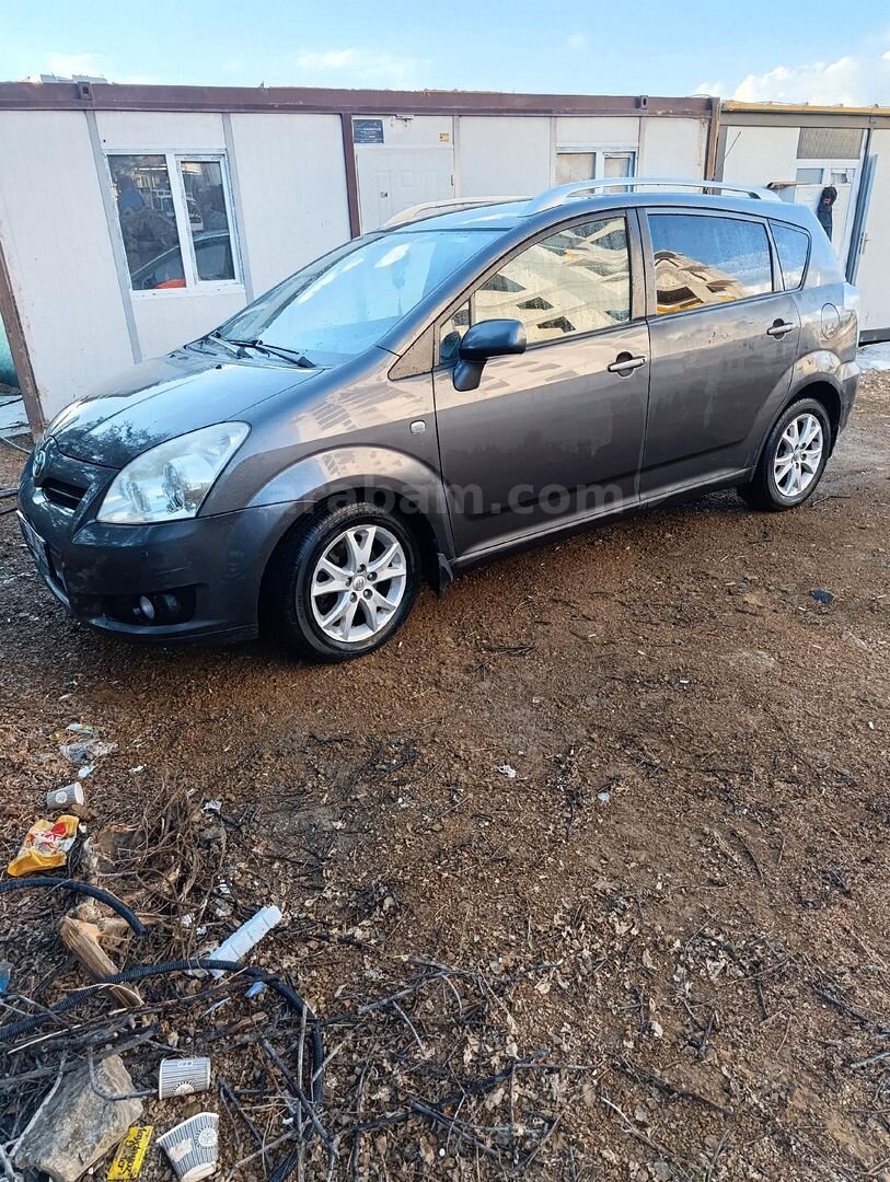 Sahibinden Toyota Verso 1.6 Comfort Extra 2009 Model Kırşehir 343.000 km Füme 2