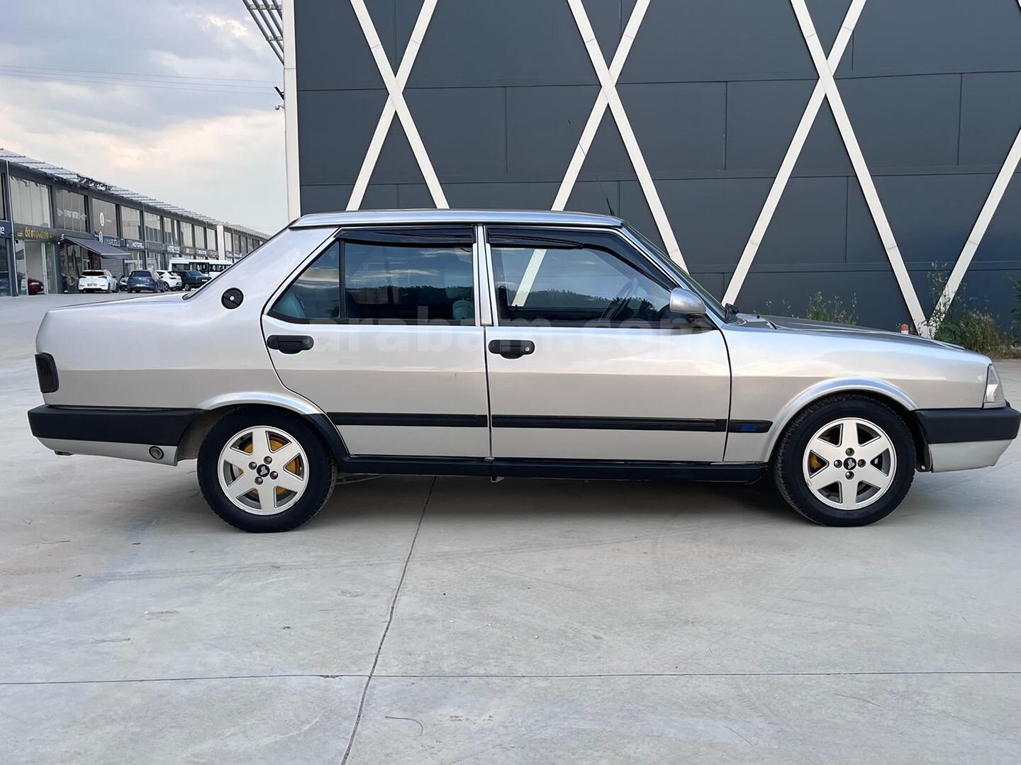 Galeriden Tofaş Doğan SLX ie 2000 Model Manisa 50.000 km Gri (Gümüş) 6
