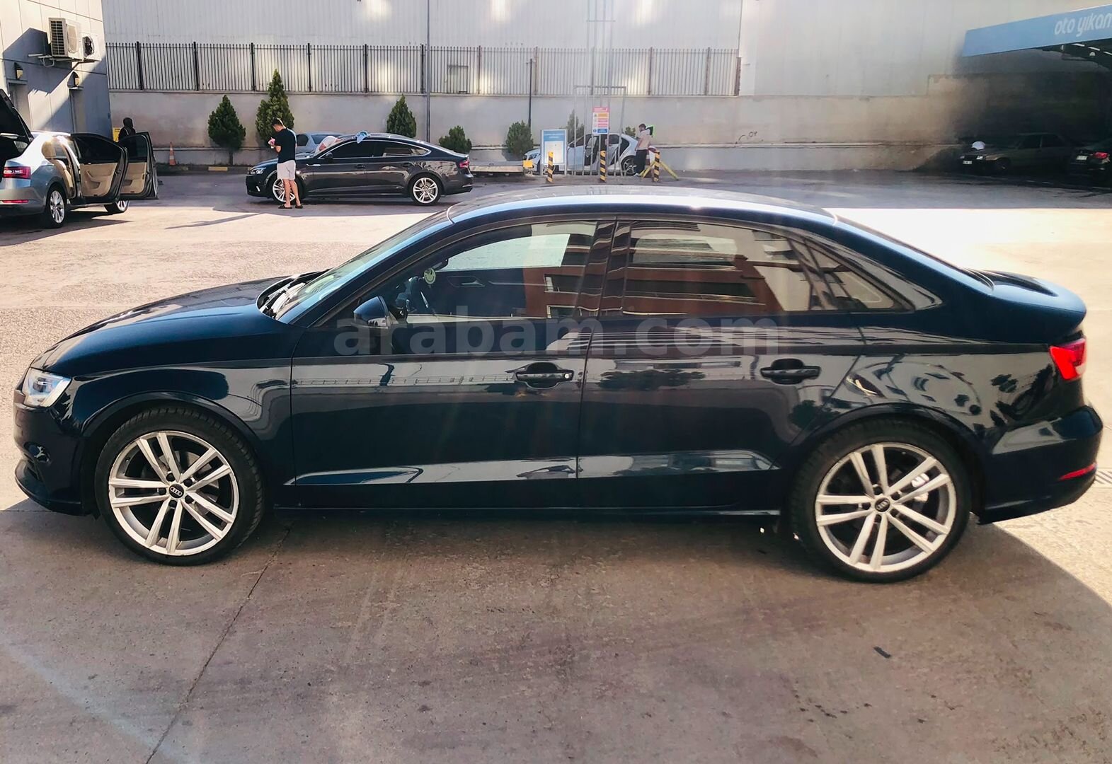 Sahibinden Audi A3 Sedan 1.6 TDI Dynamic 2017 Model Ankara 228.000 km Lacivert 4