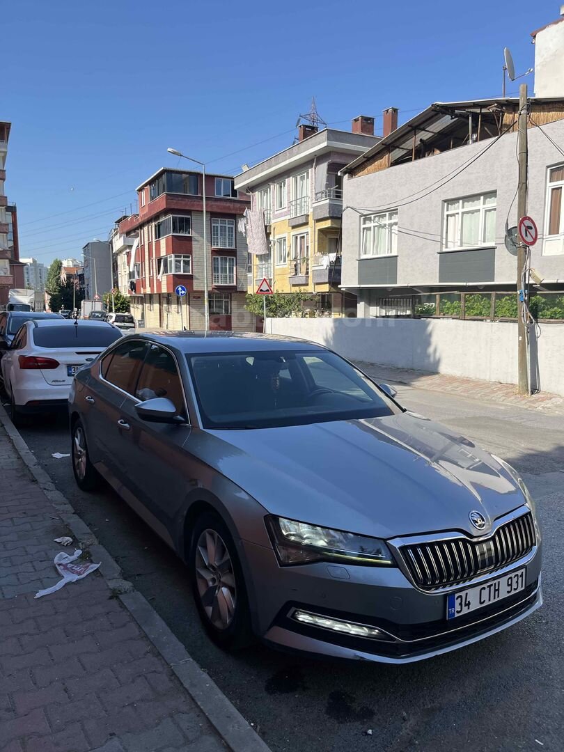 Sahibinden Skoda SuperB 1.6 TDI Premium 2020 Model İstanbul 160.200 km Gri 3