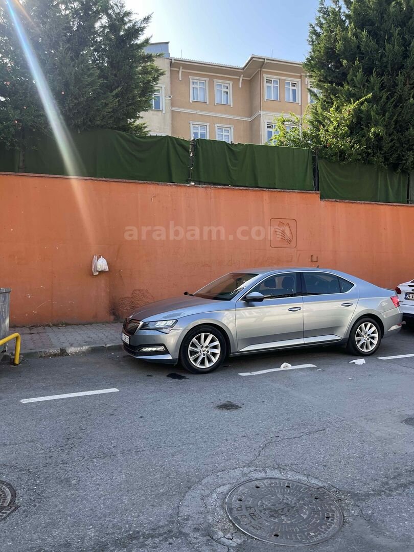 Sahibinden Skoda SuperB 1.6 TDI Premium 2020 Model İstanbul 160.200 km Gri 4
