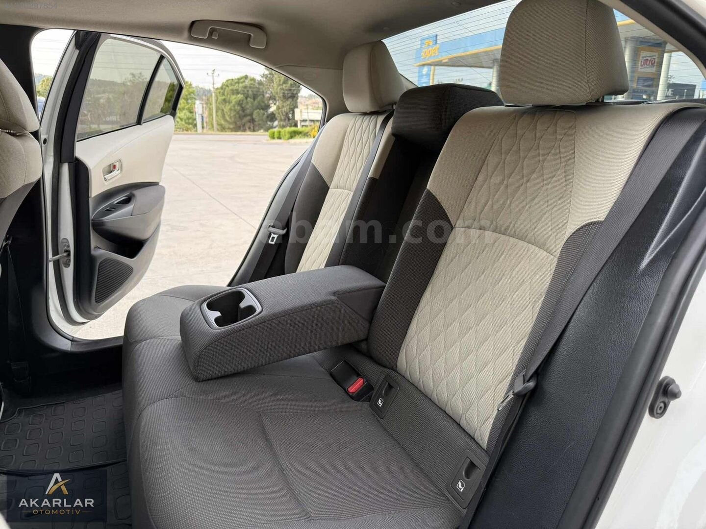 Galeriden Toyota Corolla 1.6 Flame X Pack 2020 Model Osmaniye 64.000 km Beyaz 7