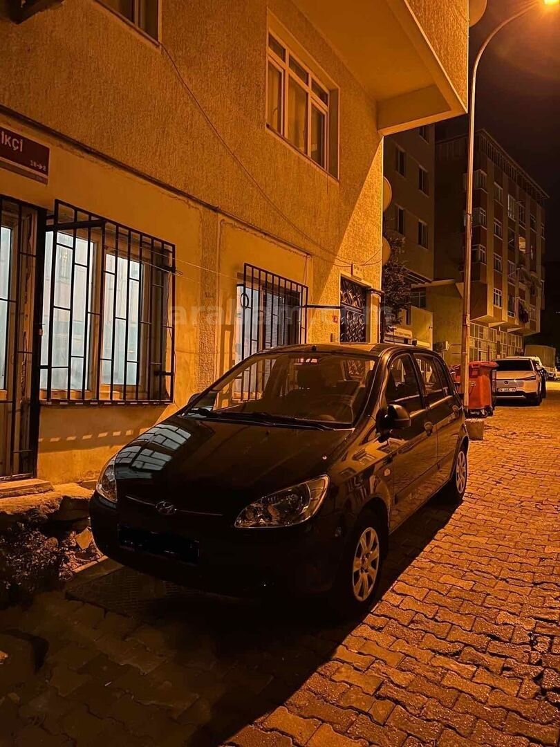 Sahibinden Hyundai Getz 1.5 CRDi VGT Start 2011 Model İstanbul 95.000 km Siyah 1