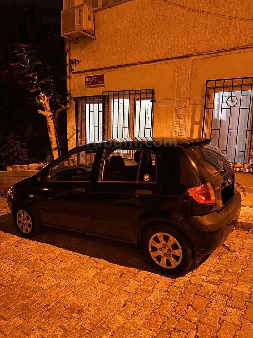Sahibinden Hyundai Getz 1.5 CRDi VGT Start 2011 Model İstanbul 95.000 km Siyah 3
