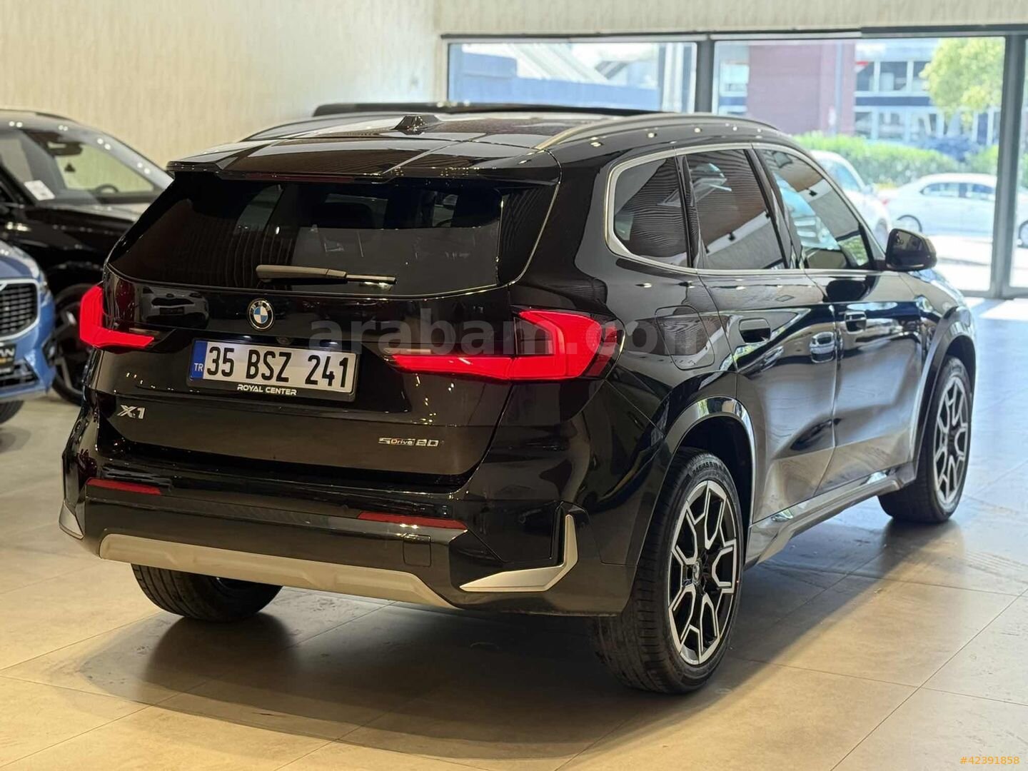 MERCAN PREMIUM CARS HATASIZ 2023 38BİN KM'DE BMW X1 X LİNE !! 6