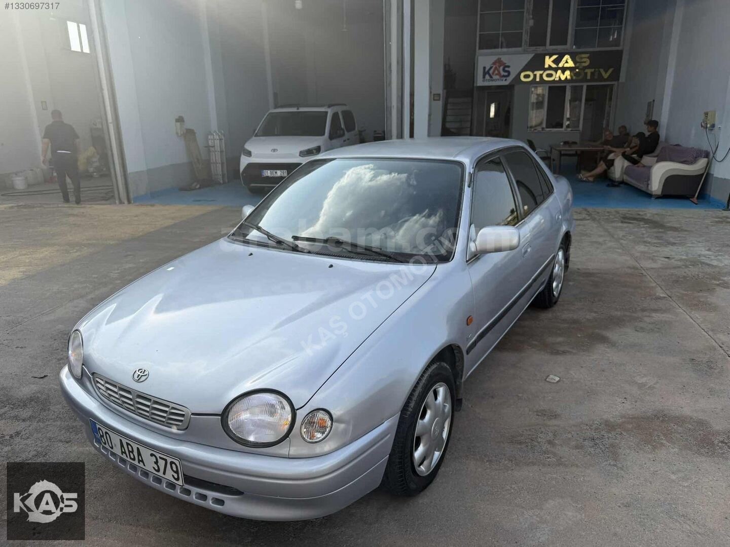 Galeriden Toyota Corolla 1.6 Luna Special 1999 Model Osmaniye 373.000 km Gri 5