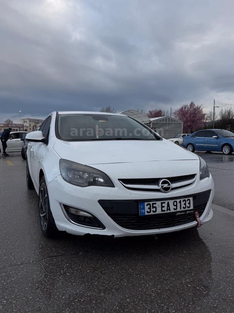 Sahibinden Opel Astra 1.3 CDTI ecoFLEX Sport 2012 Model İzmir 171.000 km Beyaz 3