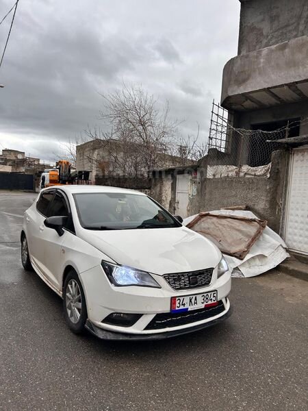Sahibinden Seat Ibiza 1.4 Style 2013 Model Batman 195.500 km Beyaz