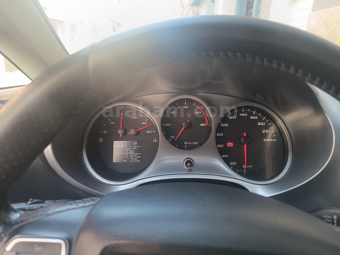 Sahibinden Seat Leon 1.6 TDI CR Style 2012 Model İzmir 132.000 km Beyaz 6