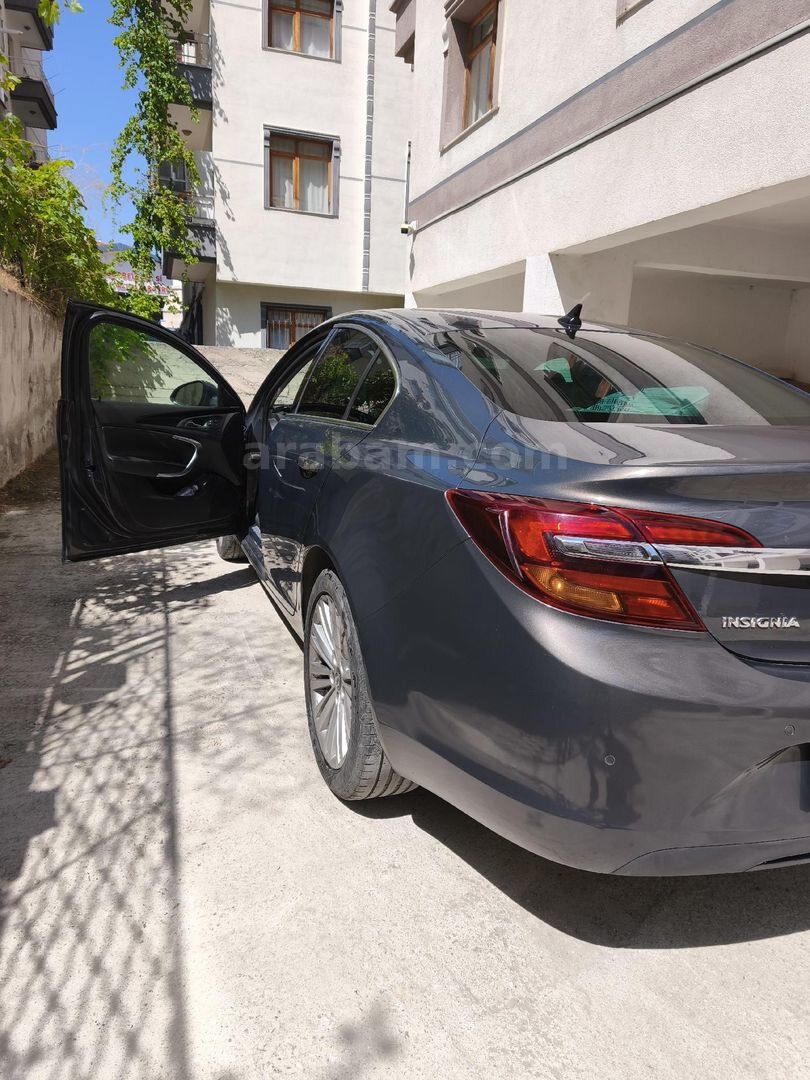 Sahibinden Opel Insignia 1.6 T Cosmo 2015 Model Ankara 169.000 km Füme 7