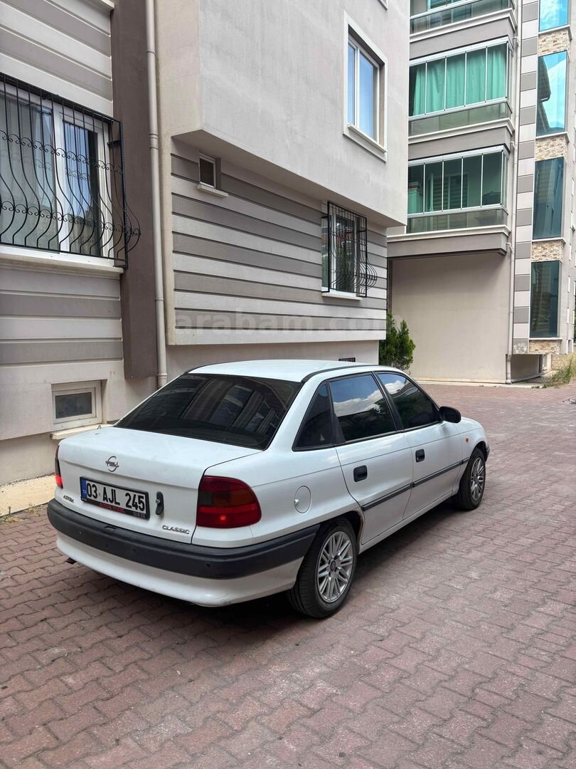 Sahibinden Opel Astra 1.6 2001 Model Afyonkarahisar 379.000 km Beyaz 3