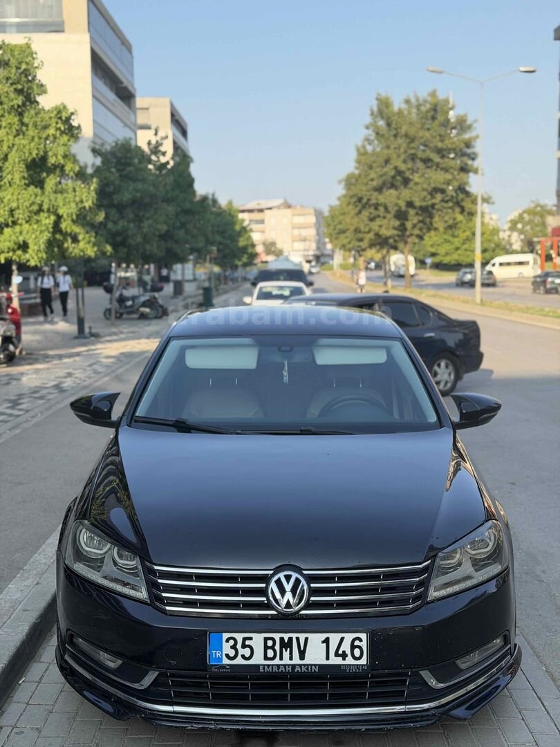 Galeriden Volkswagen Passat 1.4 TSi BlueMotion Comfortline 2011 Model Bursa 255.000 km Siyah 1