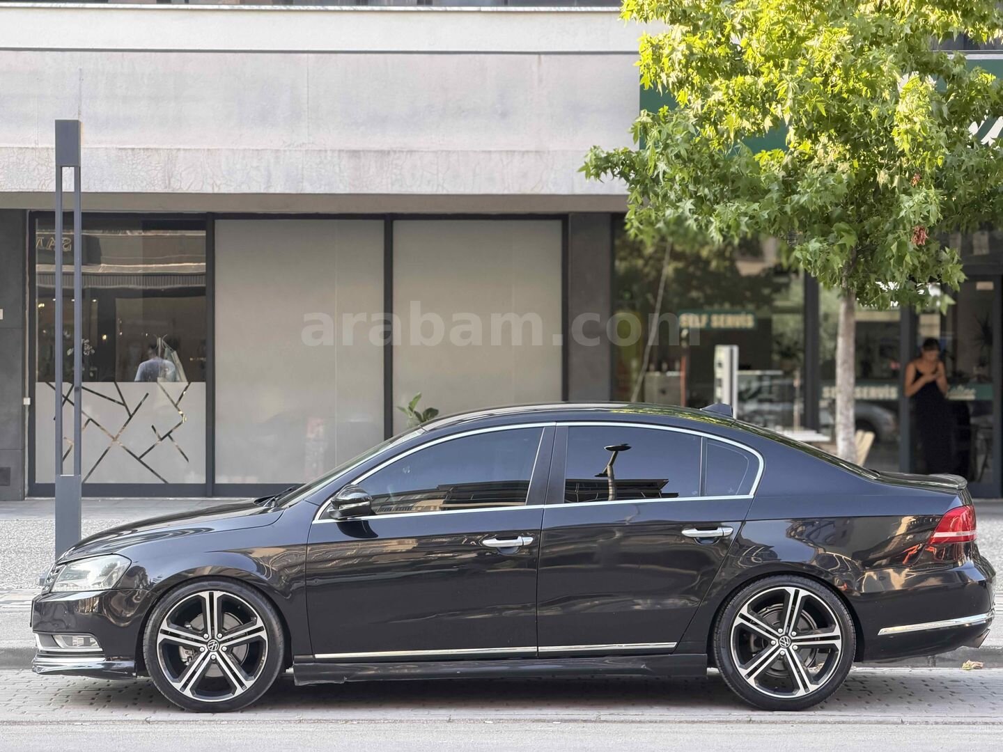 Galeriden Volkswagen Passat 1.4 TSi BlueMotion Comfortline 2011 Model Bursa 255.000 km Siyah 3