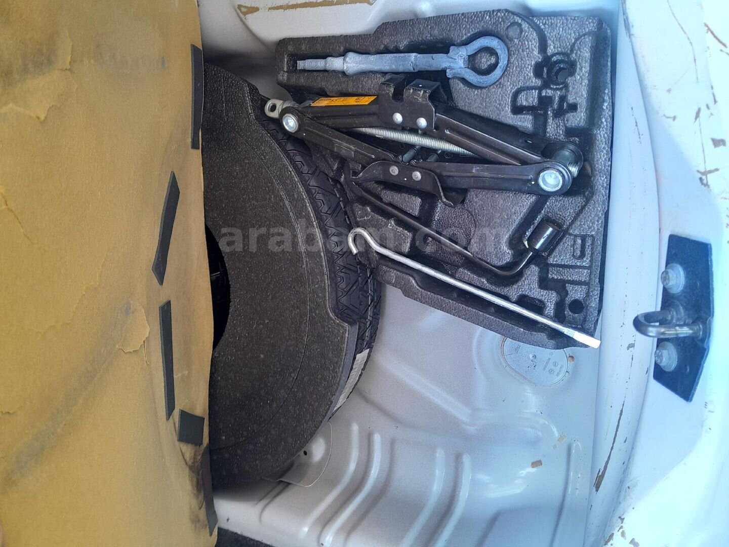 Sahibinden Citroen C-Elysée 1.5 BlueHDI Shine 2020 Model İzmir 235.000 km Beyaz 4